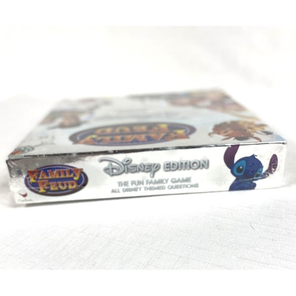 Disney Family Feud Silver Edition Family Board Game Freemantle Media Ages 6 + - Picture 3 of 9